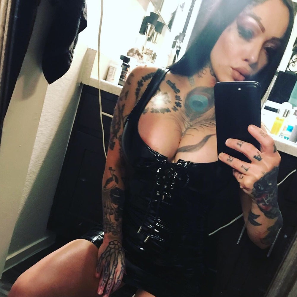 Meet your Posher, Lorraine